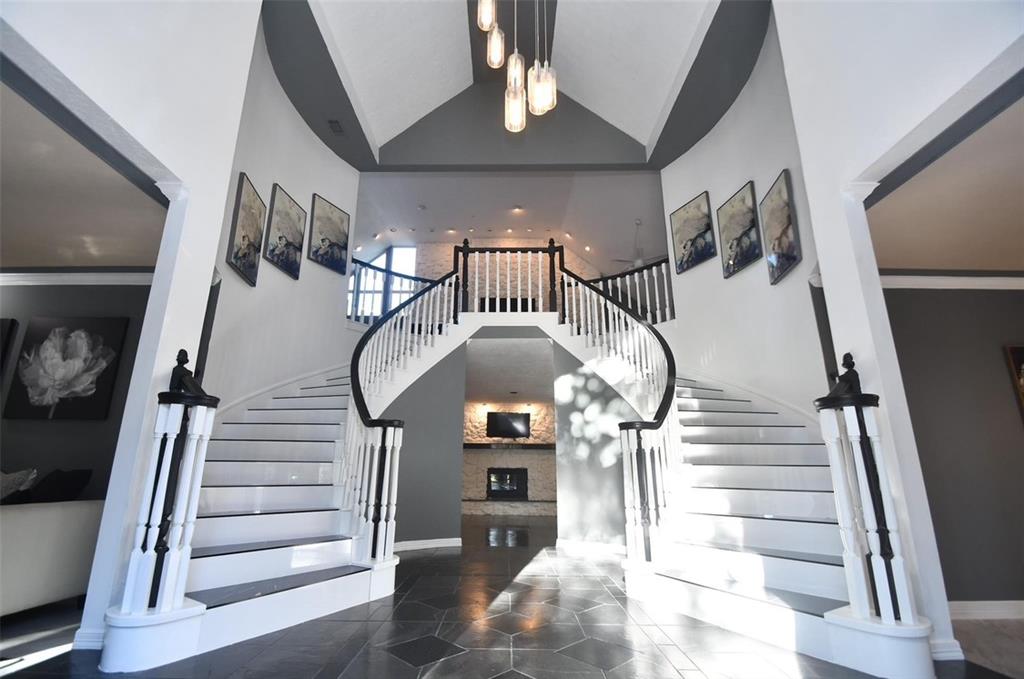 1647 Kelliwood Oaks Drive
