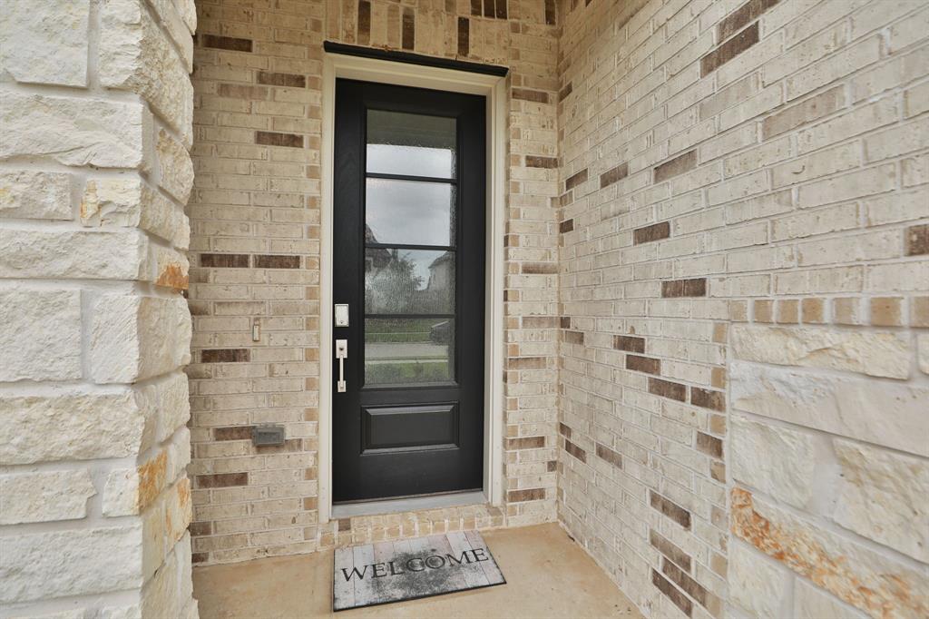 31307 Hastings Creek Lane, Fulshear, Texas image 6