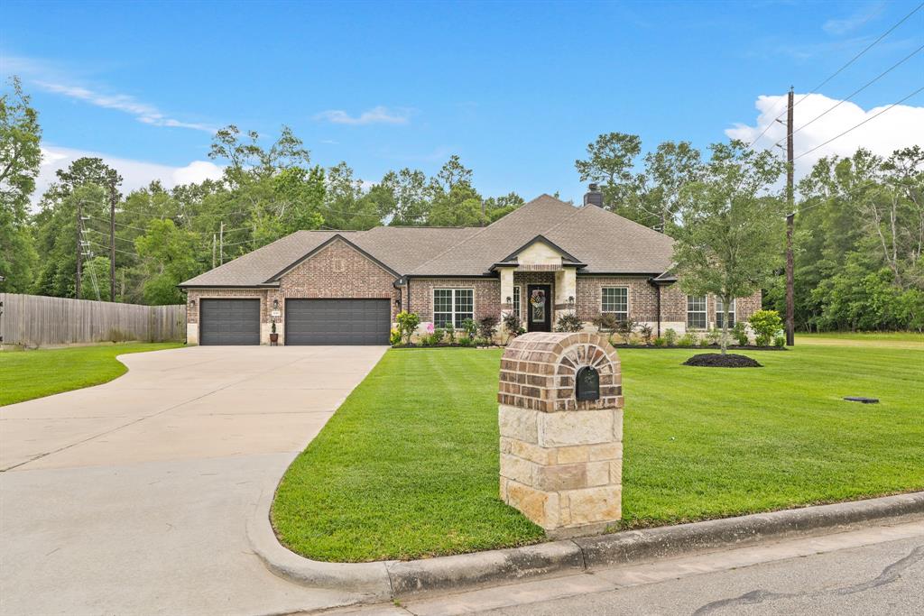 1603 Country Club Drive