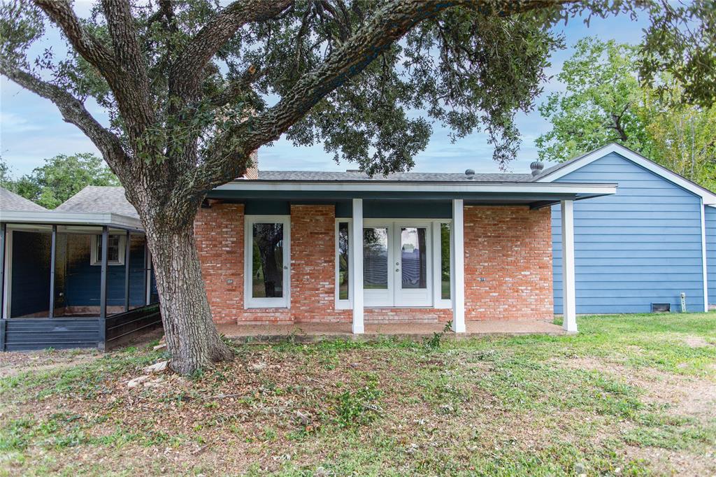 603 S Mccarty Avenue, Eagle Lake, Texas image 3