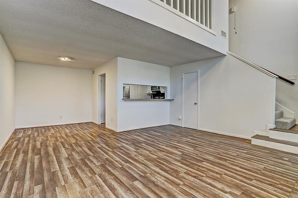 13948 Hollowgreen Drive 25