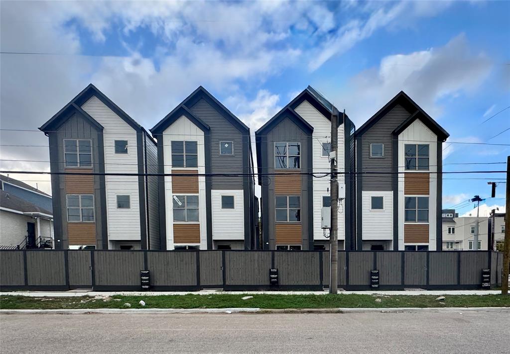 2526 Live Oak Street, Houston, Texas image 4