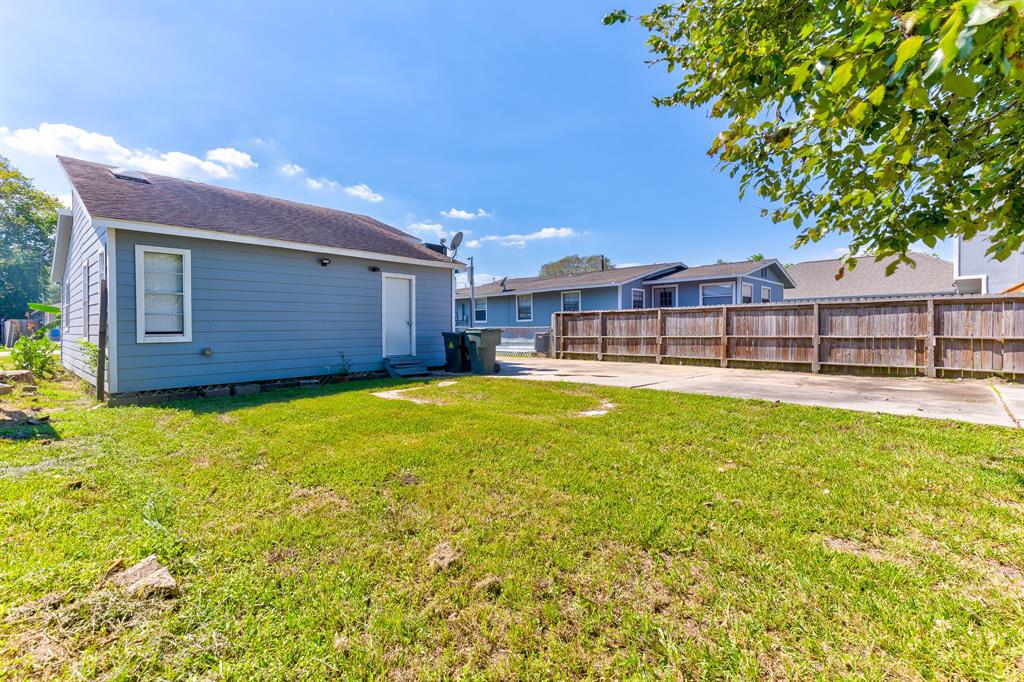 4111 Brown Street, Bacliff, Texas image 26