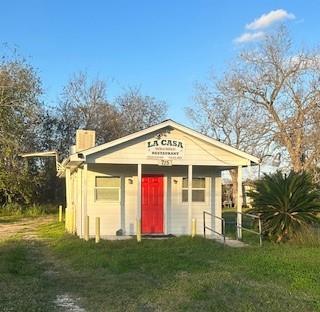 715 E Milam Street, Wharton, Texas image 1