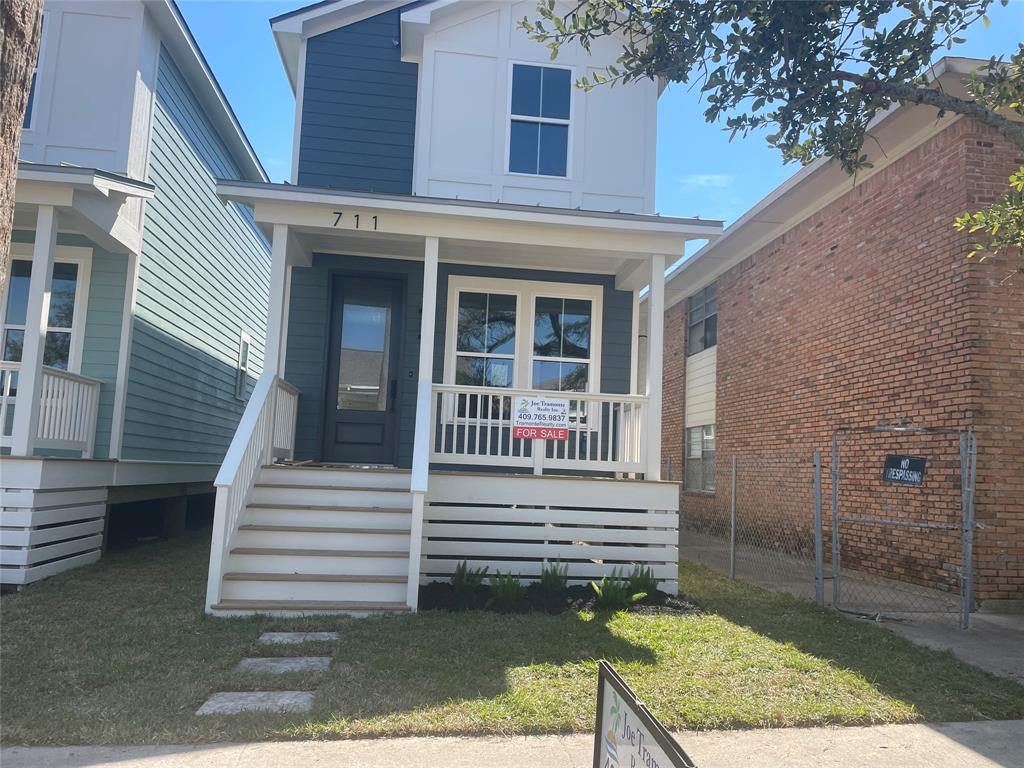 711 Ball, Galveston, Texas image 1