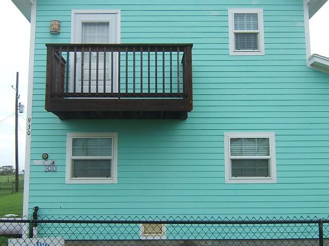 930 West Lane, Crystal Beach, Texas image 9
