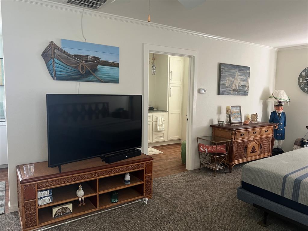 930 West Lane, Crystal Beach, Texas image 19