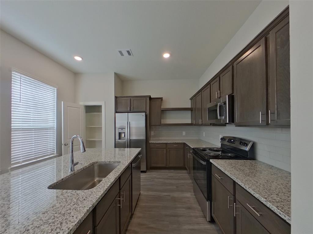 9835 Willow Creek Commerce Drive 506
