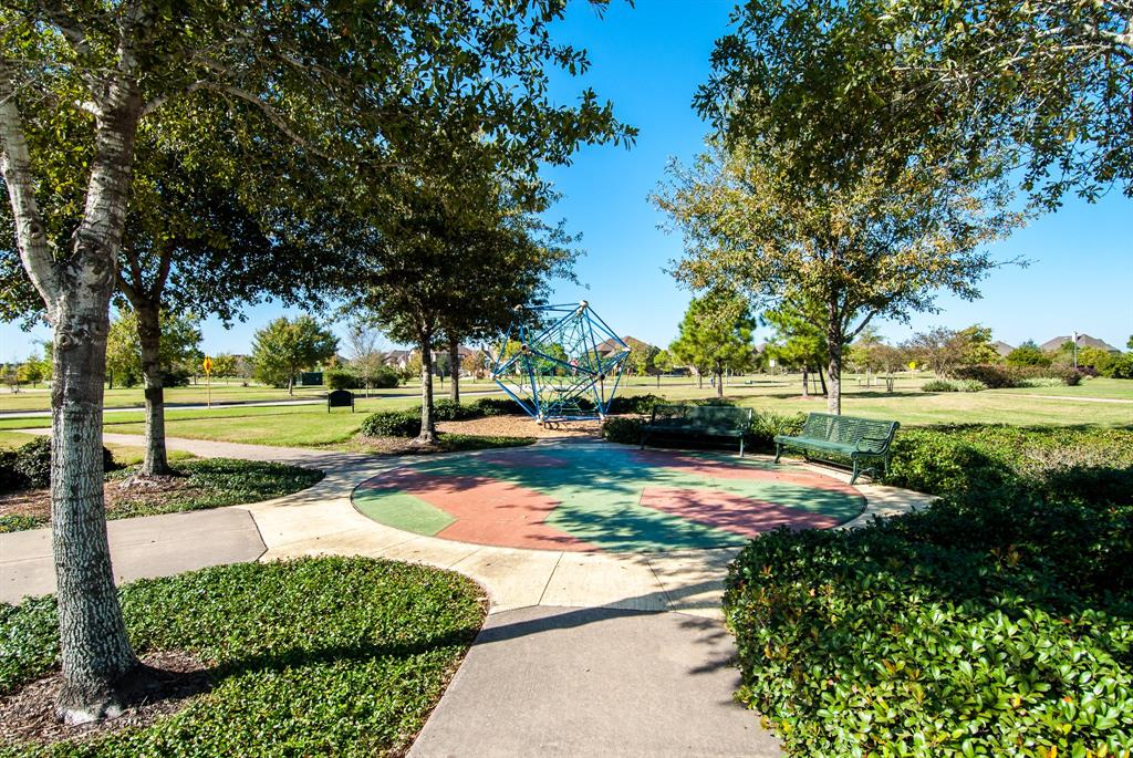 10803 Little Mirror Lane, Cypress, Texas image 31