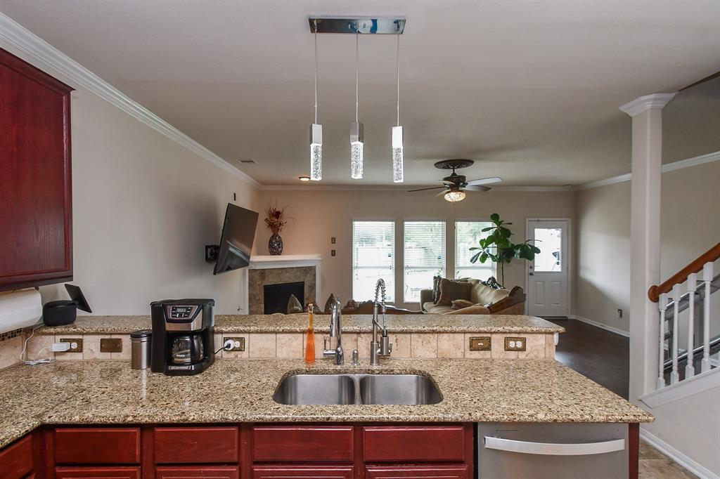 2611 Fawn Mountain Dr, Fresno, Texas image 11