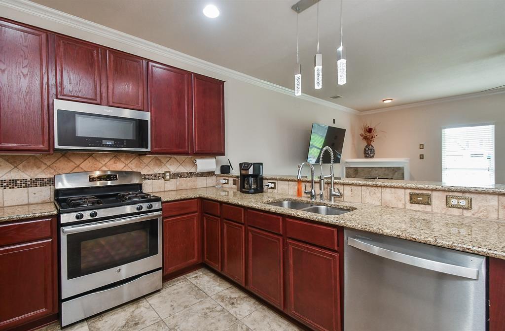 2611 Fawn Mountain Dr, Fresno, Texas image 10