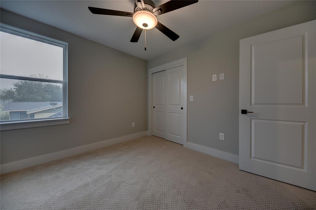 701 S Hudson Street, Flatonia, Texas image 14