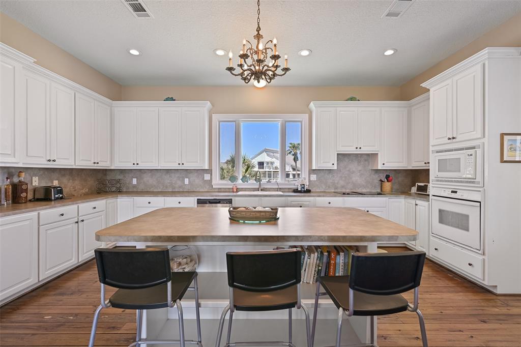 4242 Sandpiper Lane, Galveston, Texas image 36