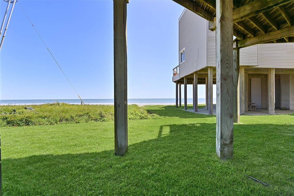 4242 Sandpiper Lane, Galveston, Texas image 32