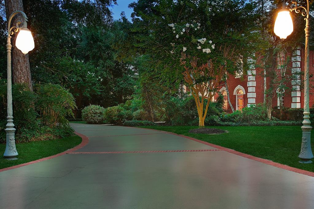 50 Watertree Drive