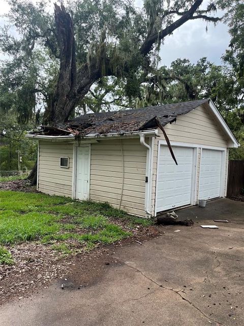 A home in Lake Jackson