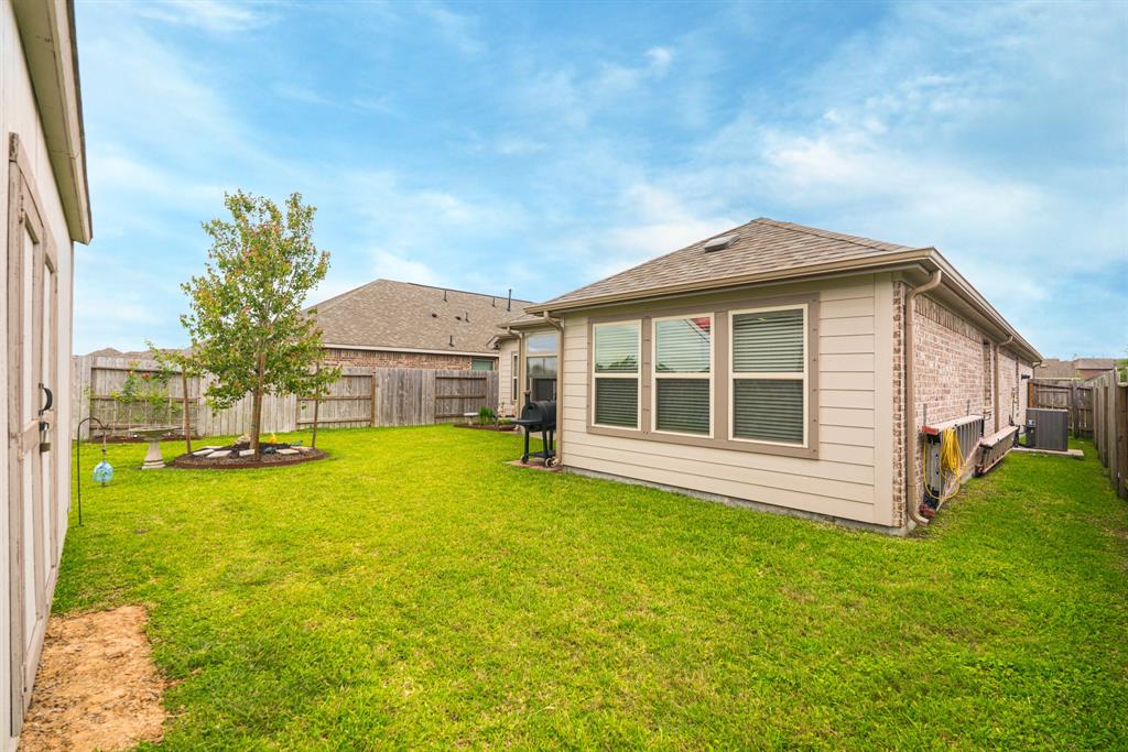 3421 Fawnwood Drive, Texas City, Texas image 43