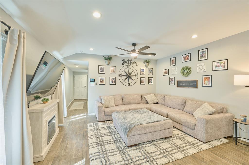 16953 Rich Pines Drive, Conroe, Texas image 15