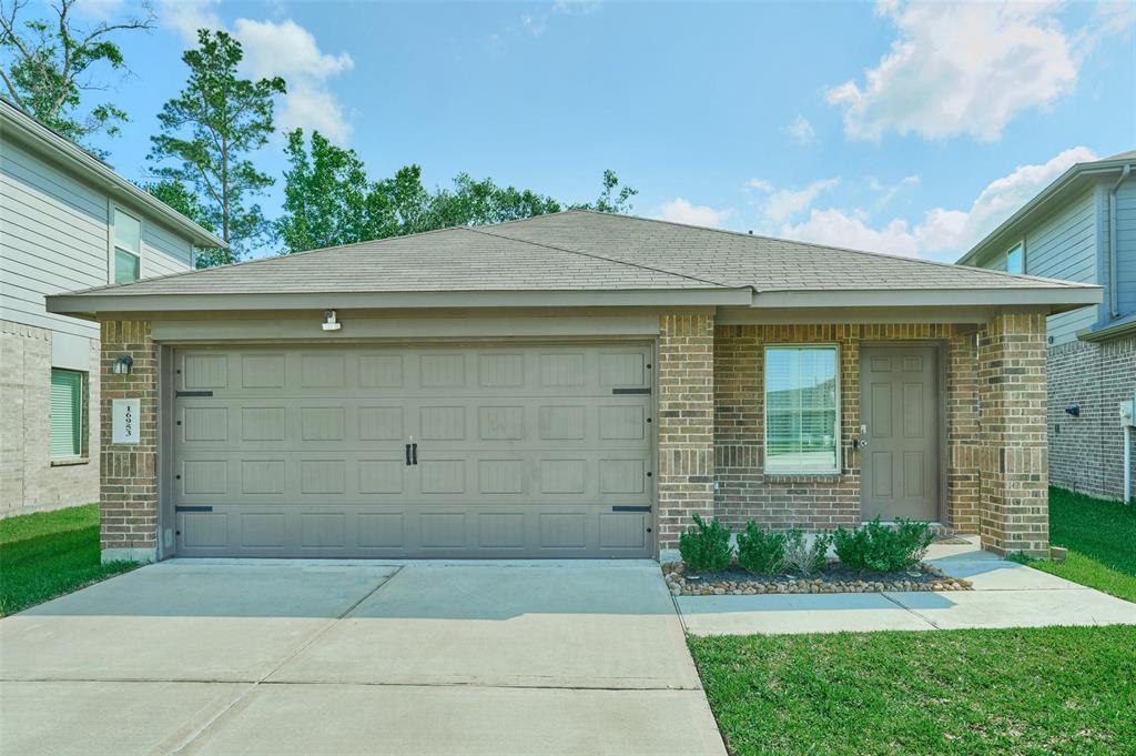 16953 Rich Pines Drive, Conroe, Texas image 2