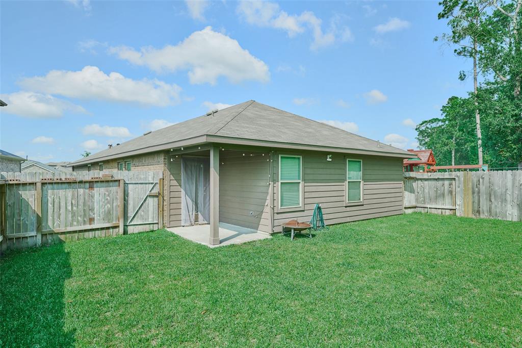 16953 Rich Pines Drive, Conroe, Texas image 5