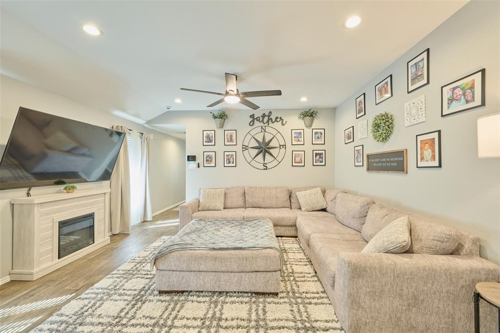 16953 Rich Pines Drive, Conroe, Texas image 17