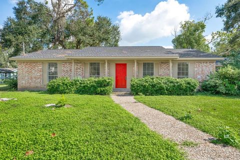 A home in Alvin