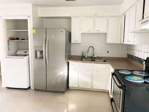 7449 Cook Road Houston TX 77072
