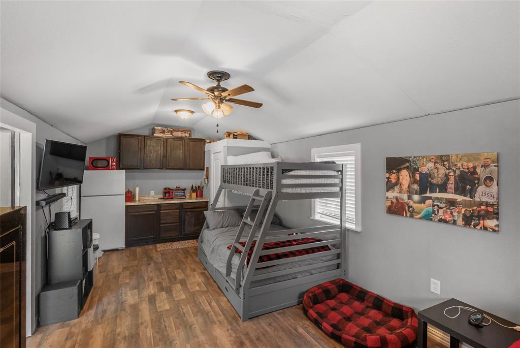 469 County Road 272