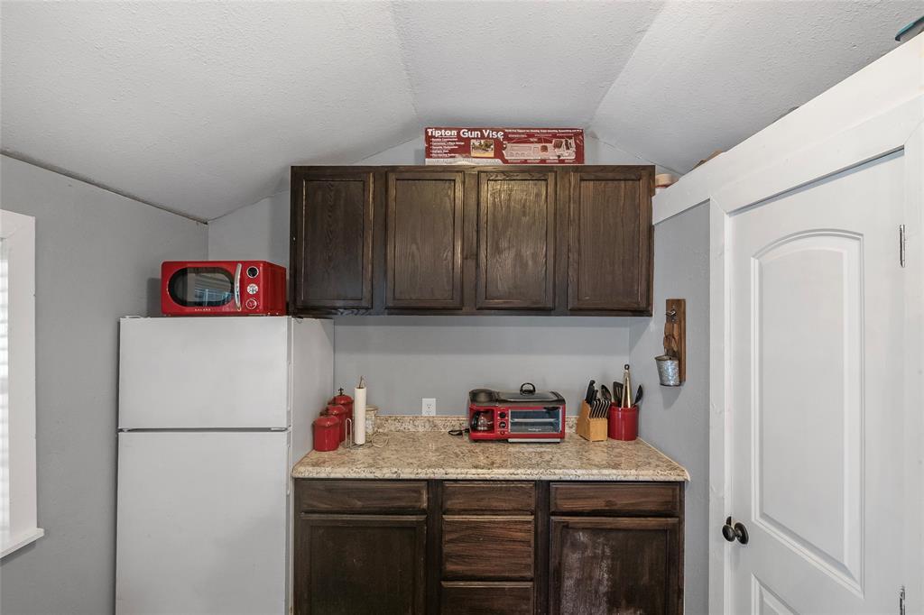 469 County Road 272