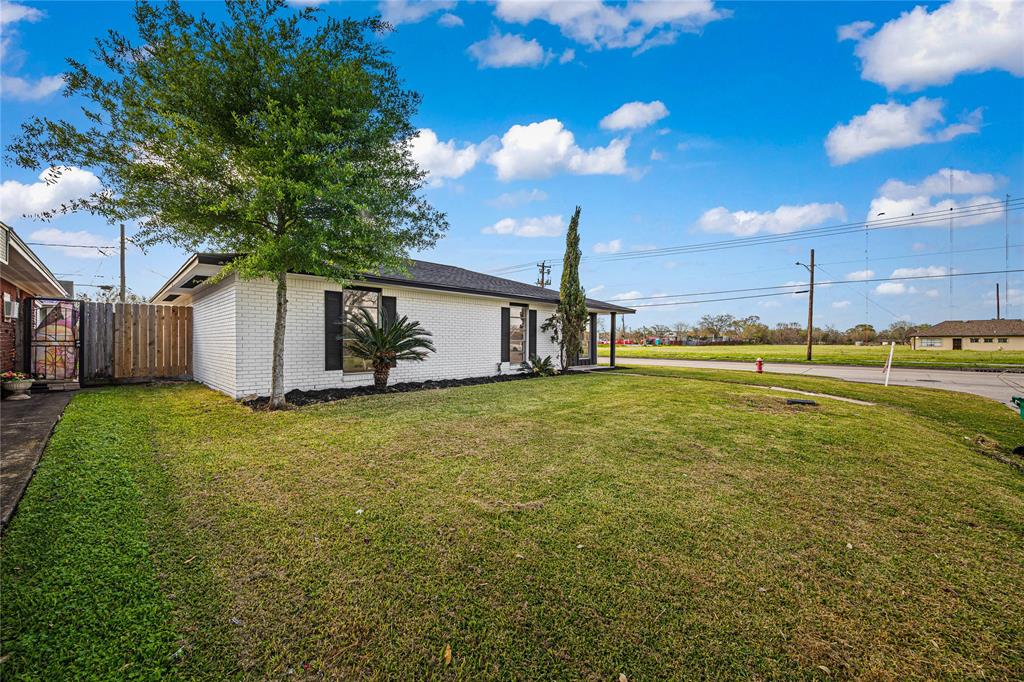 2102 Cherry Lane, Pasadena, Texas image 16