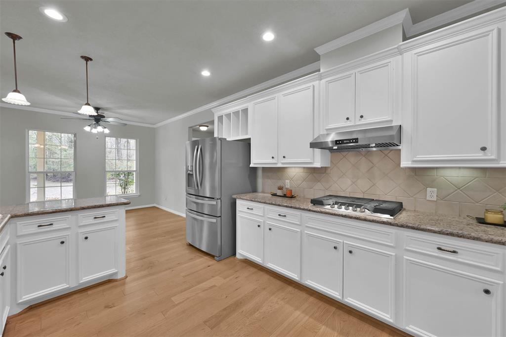 378 Skipper Lane, Montgomery, Texas image 12