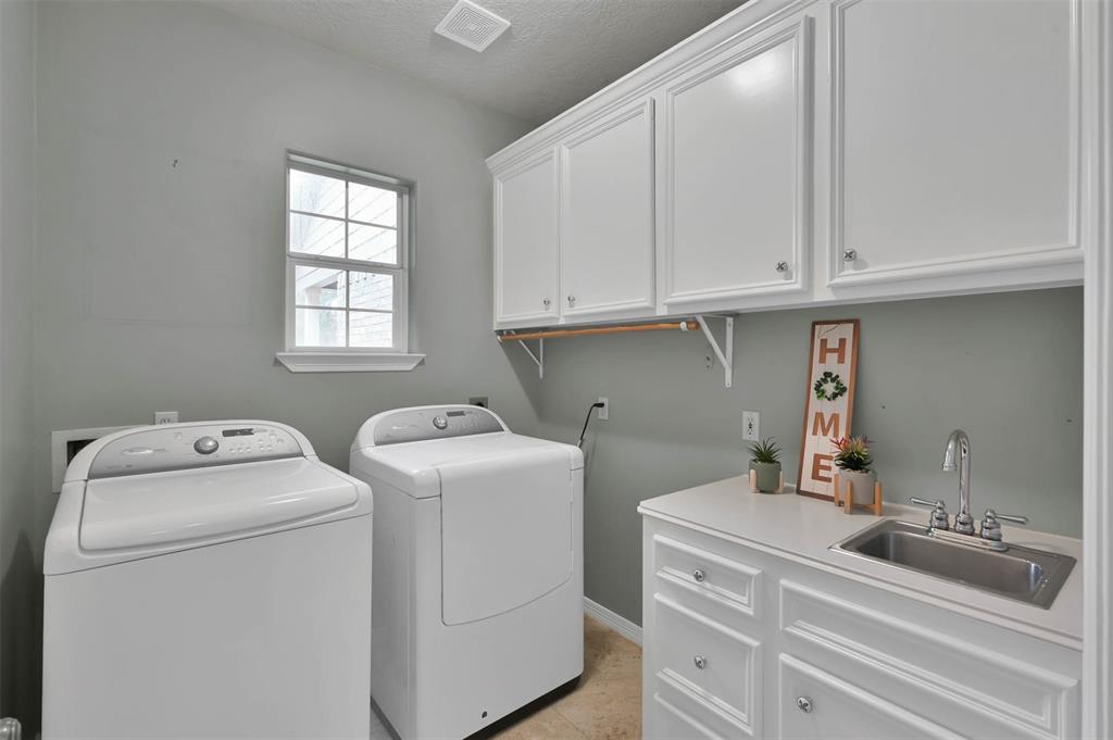 378 Skipper Lane, Montgomery, Texas image 32