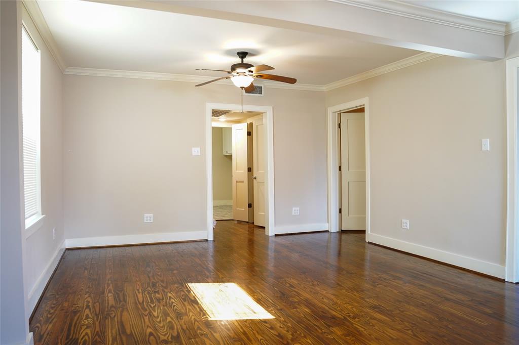 2812 Avenue M 1