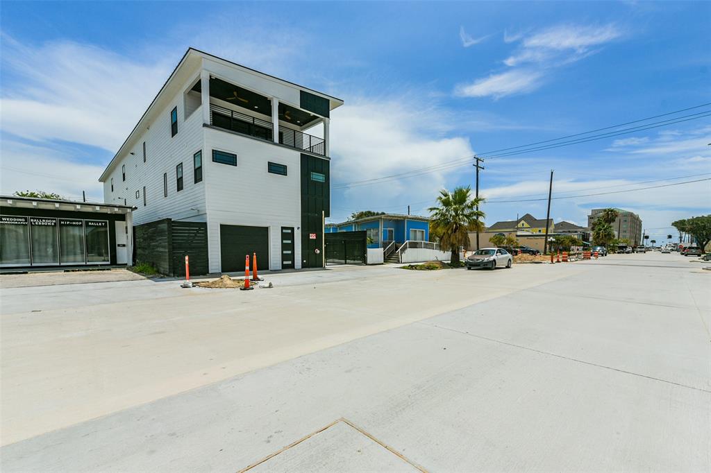 1716 23rd Street #B, Galveston, Texas image 2