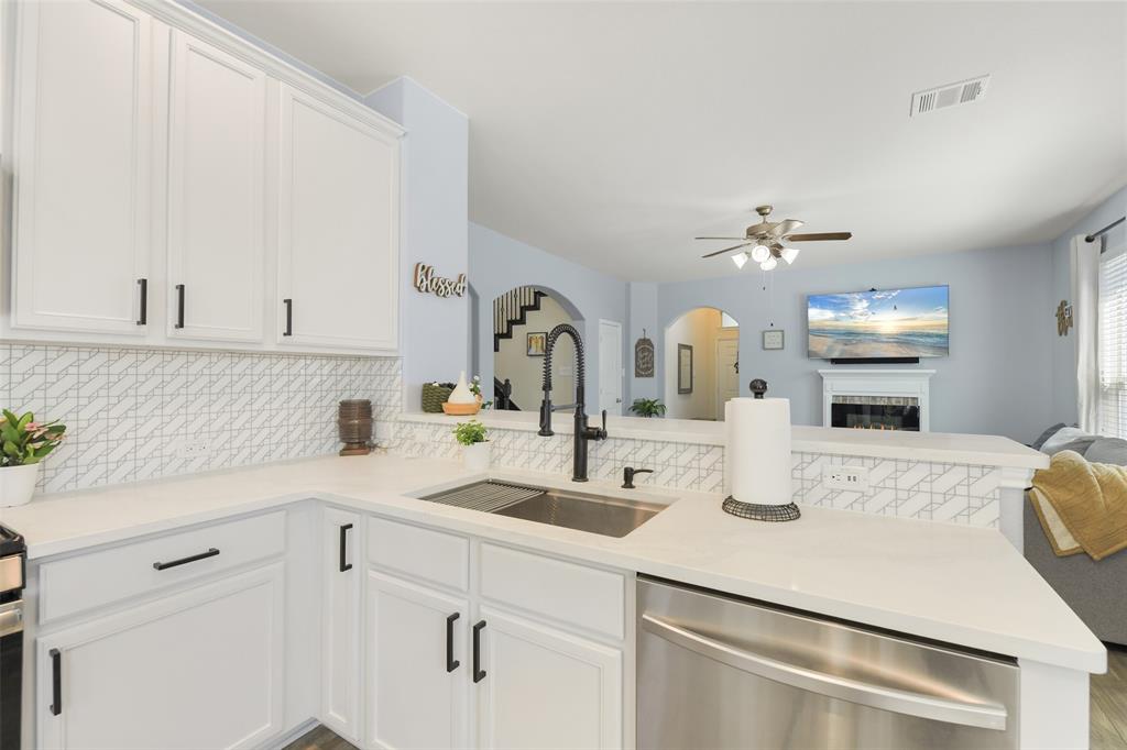 18931 S Sapling Oaks Place, Magnolia, Texas image 15