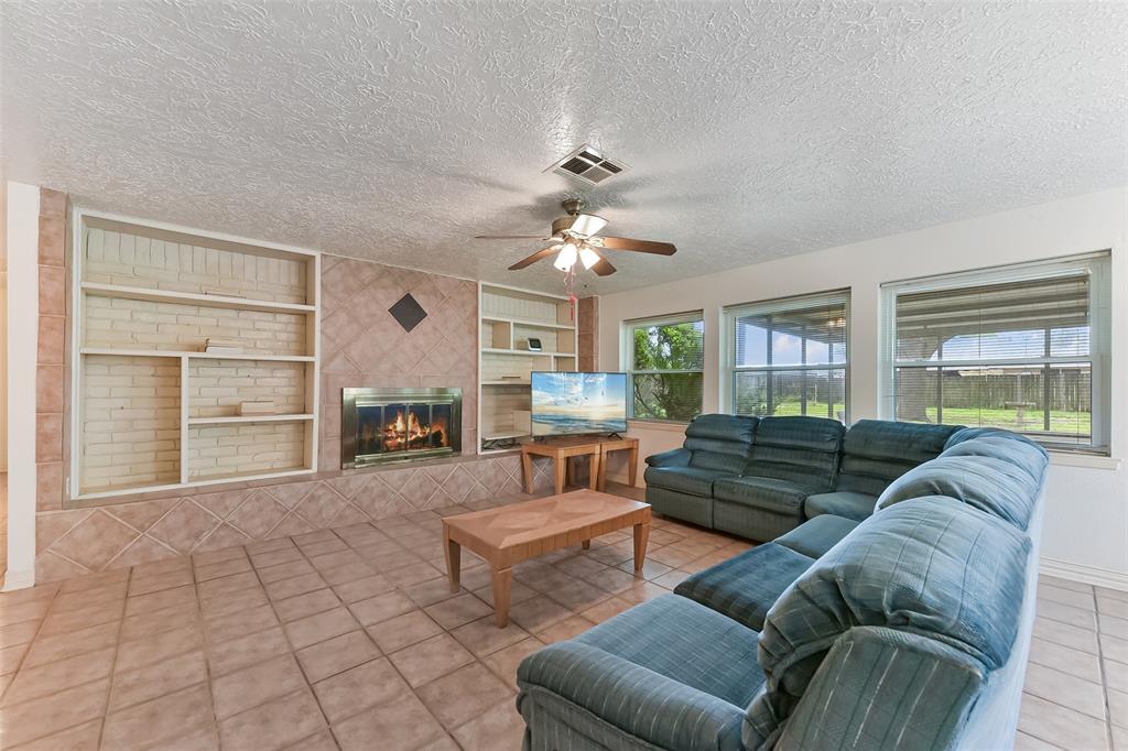 503 Concordia Drive, Katy, Texas image 5