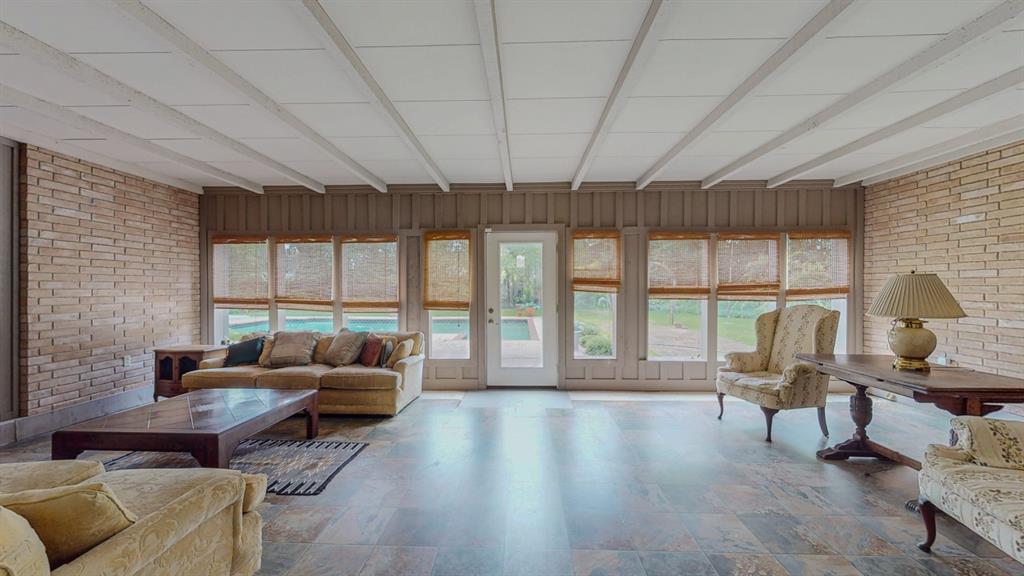 4695 Gladys Avenue, Beaumont, Texas image 11