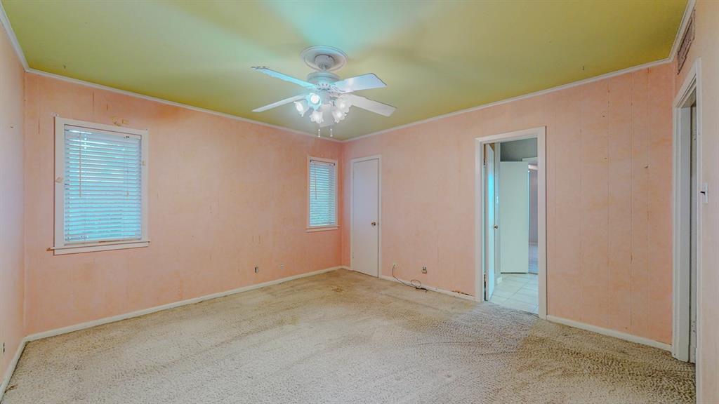 4695 Gladys Avenue, Beaumont, Texas image 42
