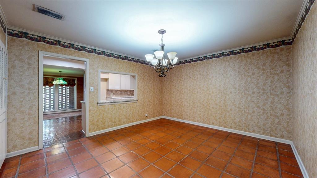 4695 Gladys Avenue, Beaumont, Texas image 28