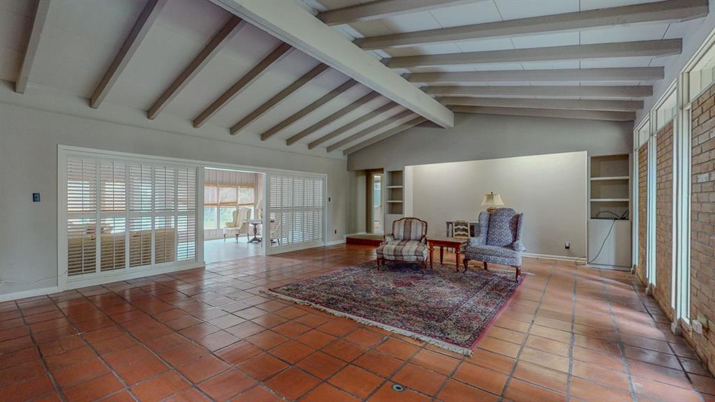 4695 Gladys Avenue, Beaumont, Texas image 10