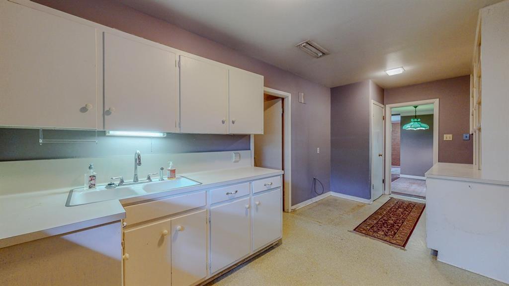 4695 Gladys Avenue, Beaumont, Texas image 45