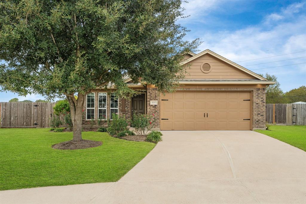 4207 Brightridge Court, Rosenberg, Texas image 1