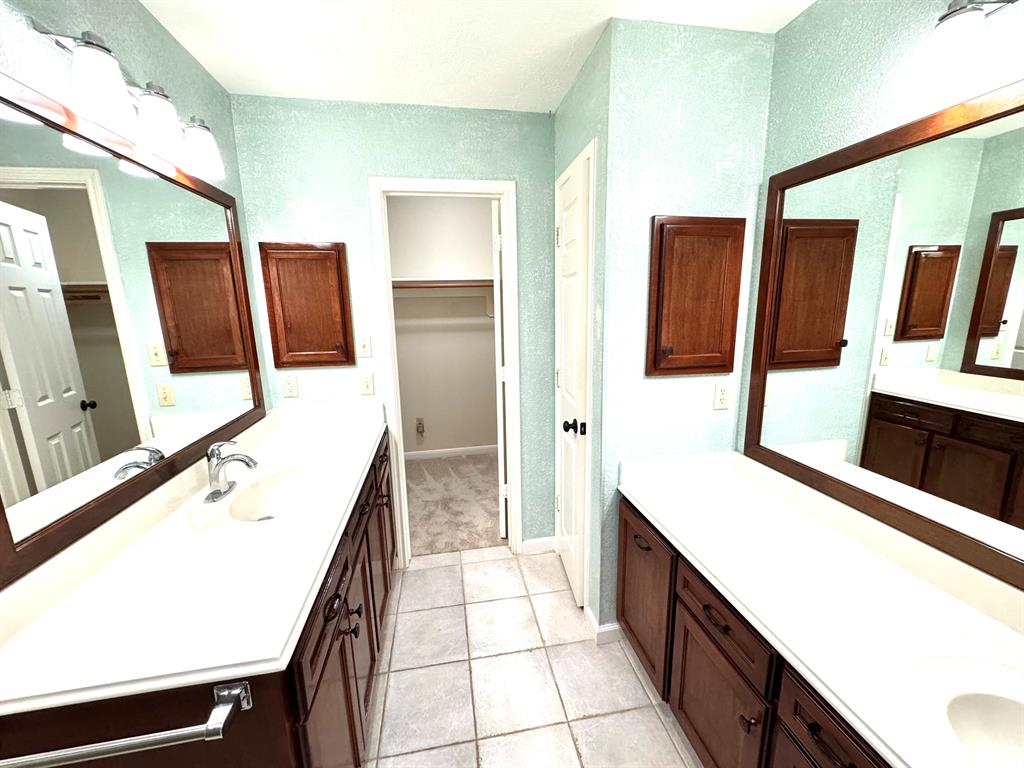 6119 Plantation Bay Drive, Katy, Texas image 18