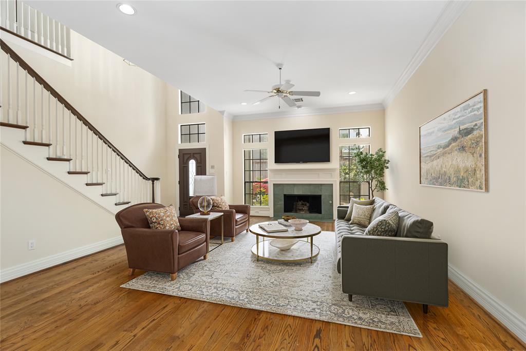 2004 Nantucket Drive #C, Houston, Texas image 2