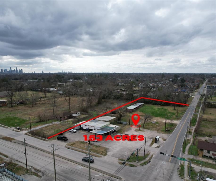 8033 Lockwood Drive, Houston, Texas image 5
