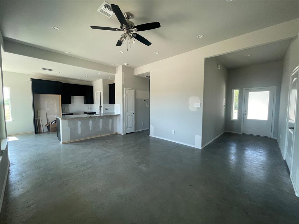 6 Greenway Drive, Trinity, Texas image 7