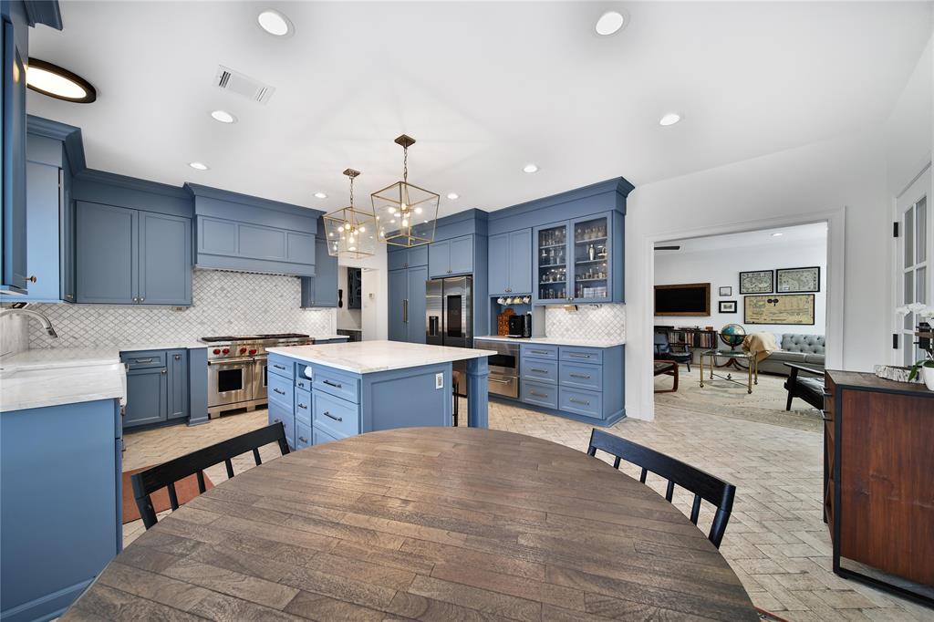 2116 Firestone Court, League City, Texas image 10