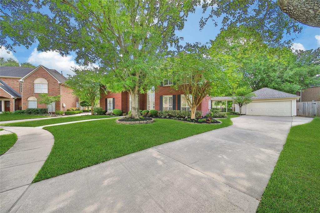 2116 Firestone Court, League City, Texas image 3