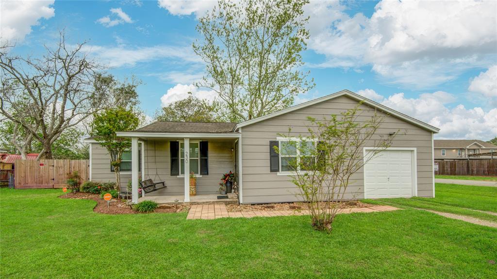 230 2nd Street, Brazoria, Texas image 32