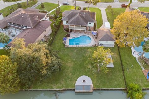 A home in Nassau Bay